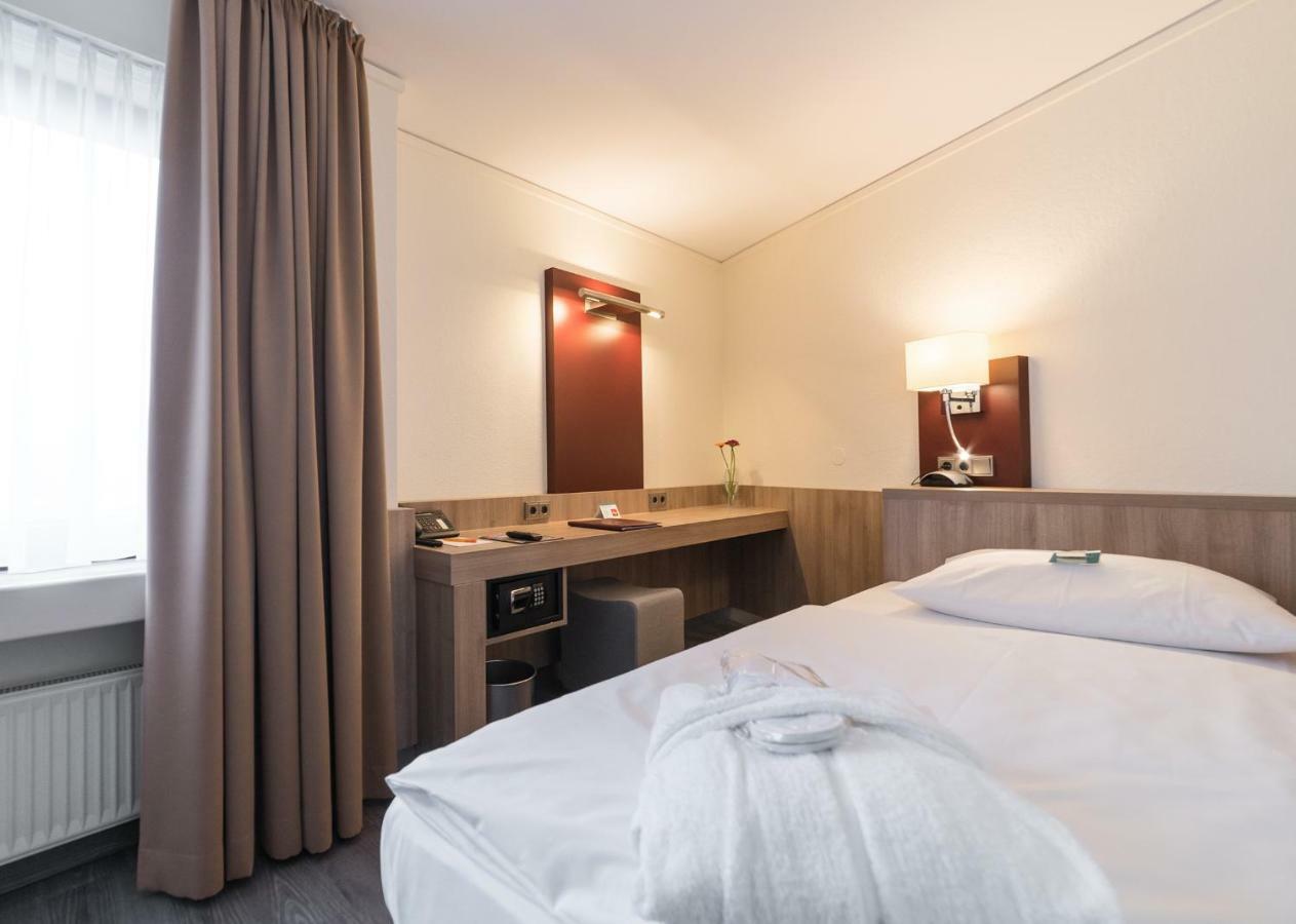Hotel Gustav-Stresemann-Institut Bonn Bagian luar foto