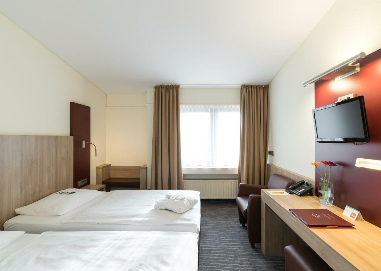 Hotel Gustav-Stresemann-Institut Bonn Bagian luar foto
