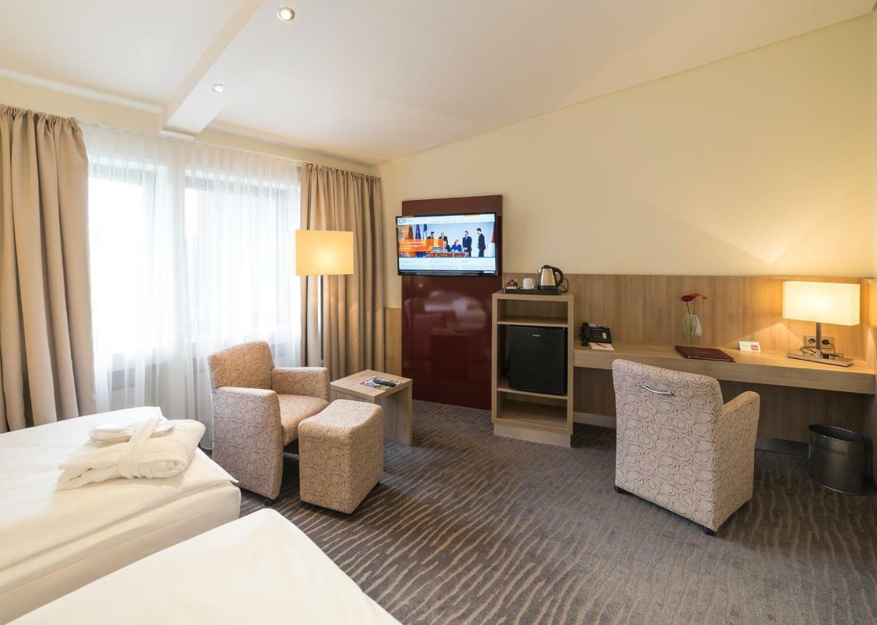 Hotel Gustav-Stresemann-Institut Bonn Bagian luar foto