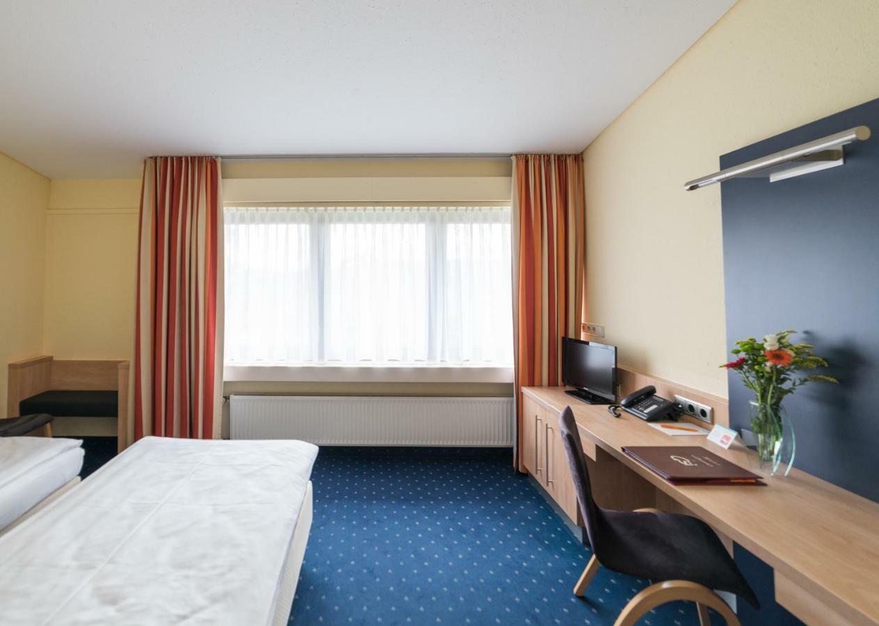 Hotel Gustav-Stresemann-Institut Bonn Bagian luar foto